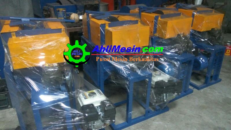 Mesin kupas Sabut Kelapa